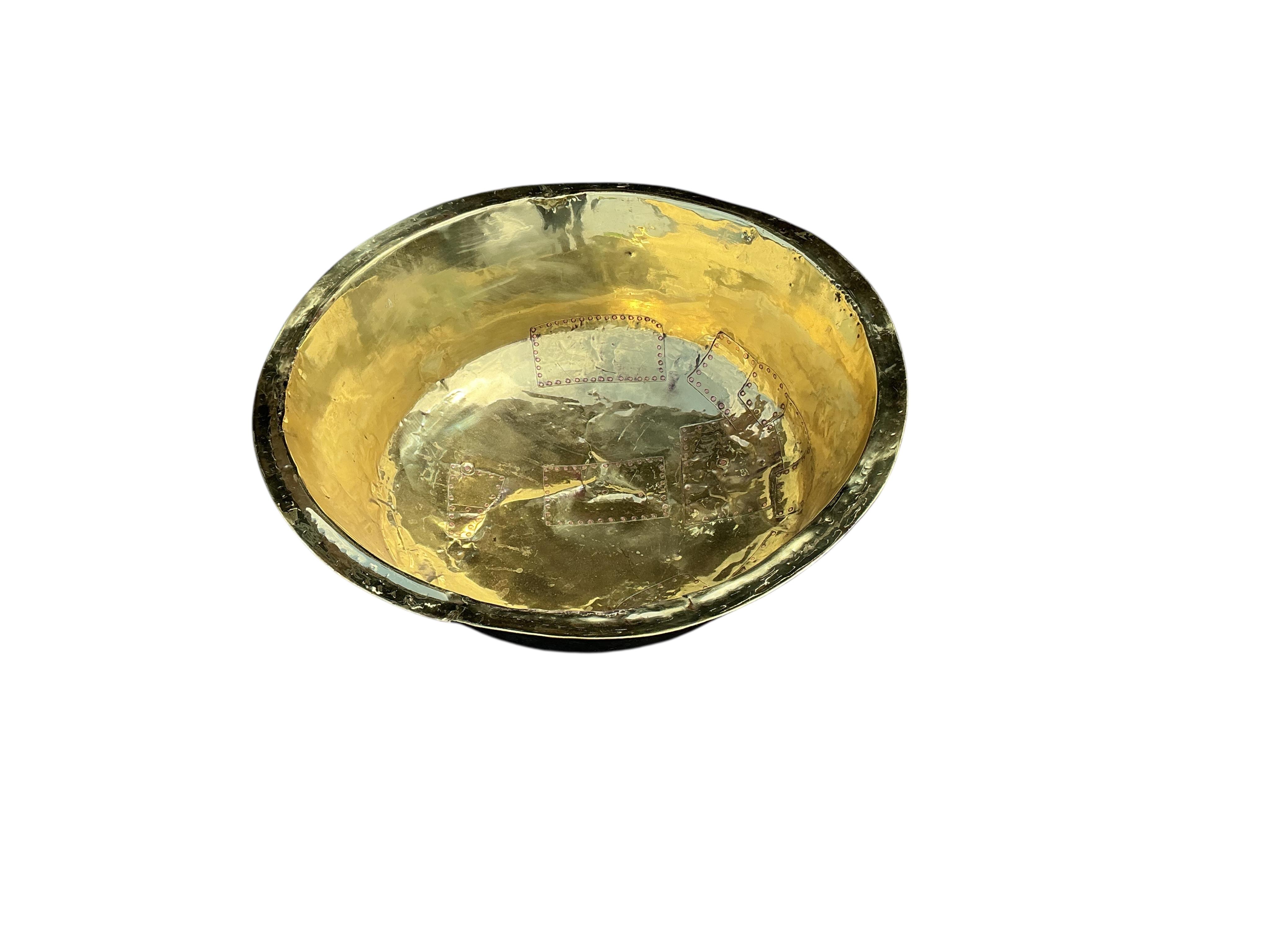 A 19th century circular brass dairy pan, diameter 75cm, height 27cm